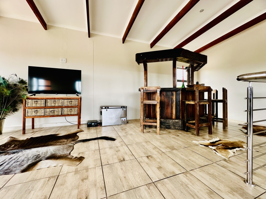 3 Bedroom Property for Sale in Franskraal Western Cape